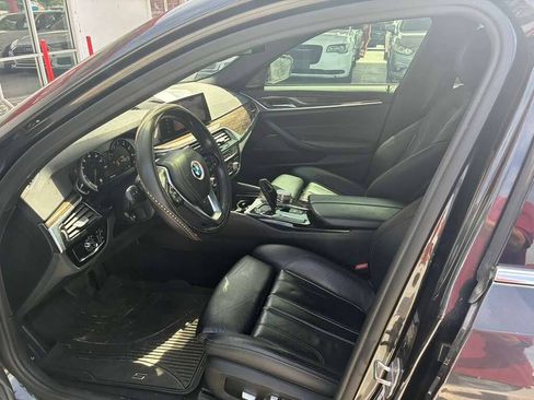 Used 2019 BMW 540i xDrive w/ Premium Package AWD/4WD image 2