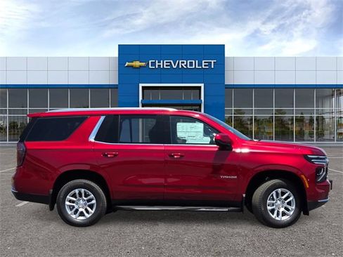 New 2026 Chevrolet Tahoe LS AWD/4WD image 3