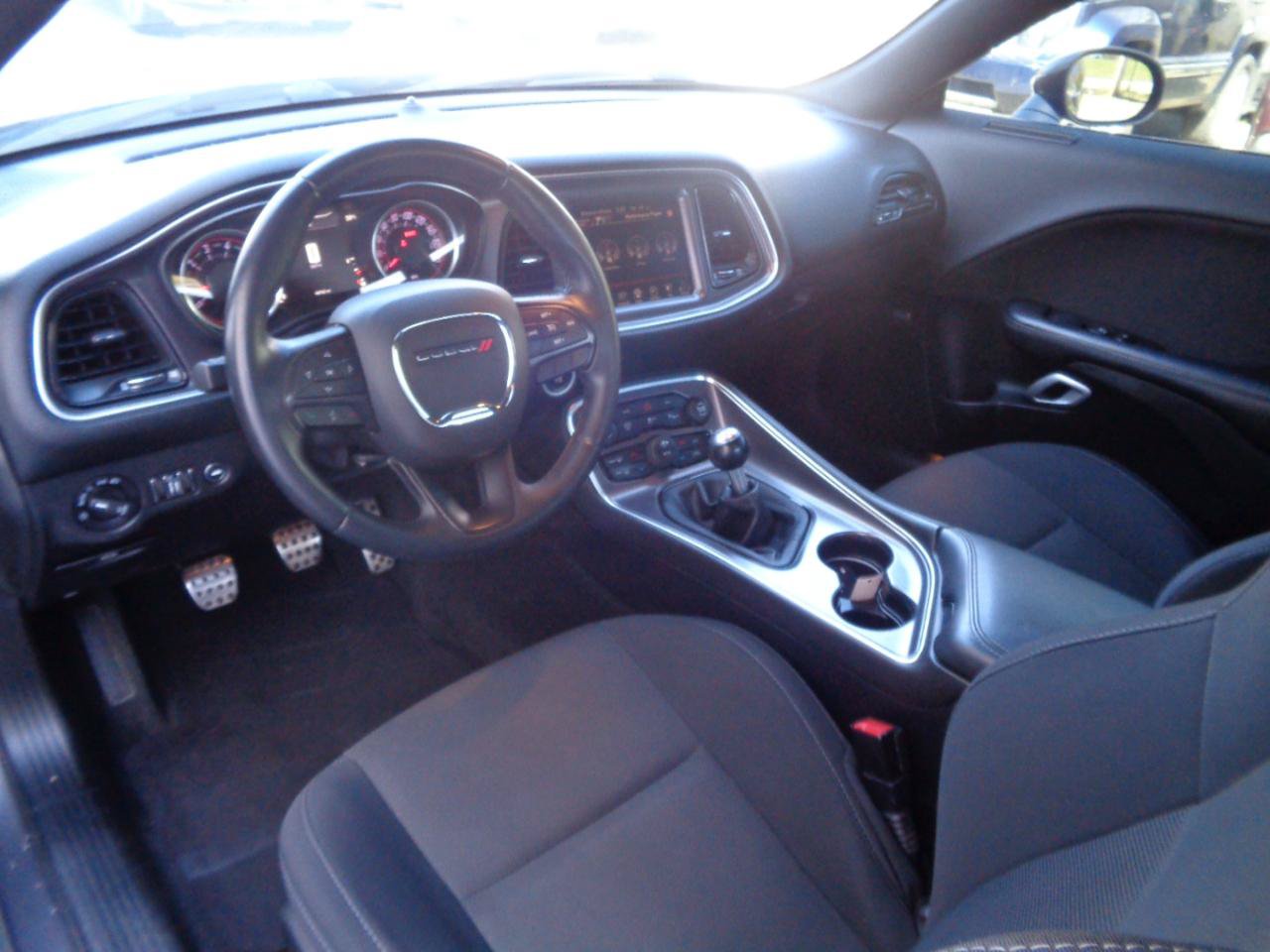 Used 2016 Dodge Challenger R/T Scat Pack RWD image 25