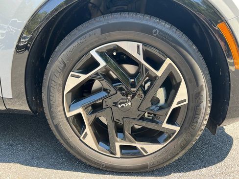 Used 2024 Kia Sportage SX FWD image 12