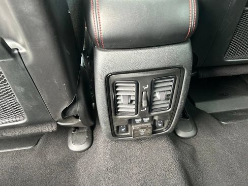 Used 2024 Dodge Durango GT AWD/4WD image 31