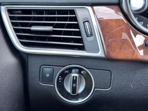 Used 2014 Mercedes-Benz GL 450 4MATIC image 13