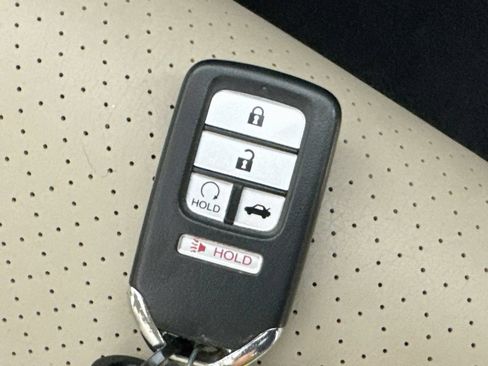 Used 2017 Honda Accord EX-L image 37