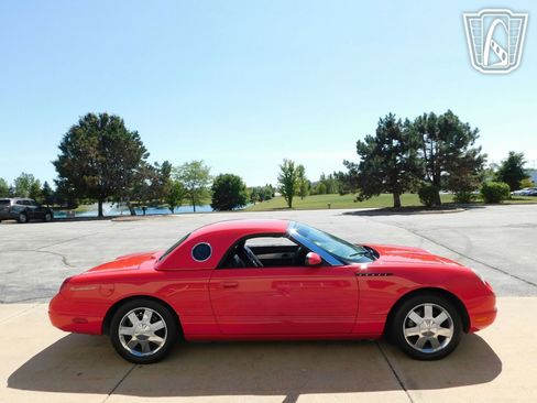 Used 2002 Ford Thunderbird image 7