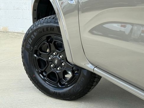New 2026 Ford Ranger XLT w/ Black Appearance Package image 14