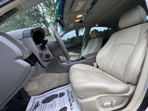 Used 2011 INFINITI G37 Journey w/ Premium Pkg RWD image 15
