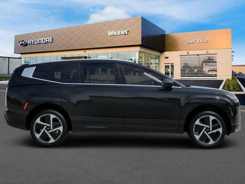 New 2026 Hyundai Ioniq 9 Calligraphy image 6