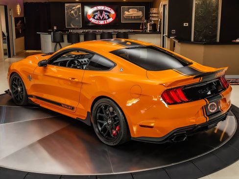 Used 2020 Ford Mustang GT Premium w/ GT Performance Package RWD image 17