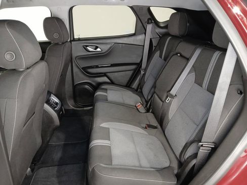 Used 2025 Chevrolet Blazer LT AWD/4WD image 12