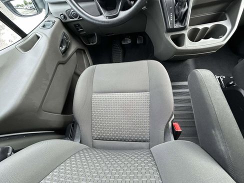 Used 2024 Ford Transit 350 XLT RWD image 18