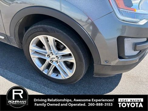 Used 2016 Ford Explorer Limited w/ Equipment Group 301A AWD/4WD image 6