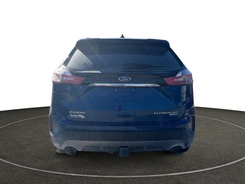 Used 2020 Ford Edge Titanium w/ Class II Trailer Tow Package image 5