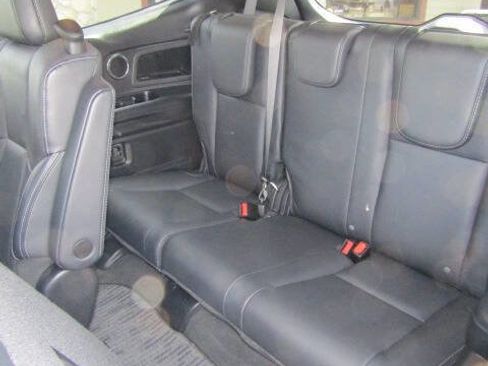 Used 2024 Subaru Ascent Limited w/ Technology Package AWD/4WD image 12