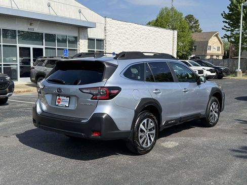 Used 2018 Subaru Forester 2.5i Touring w/ Popular Package #2 AWD/4WD image 2