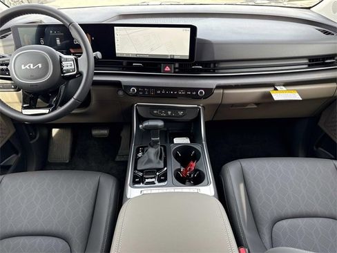 New 2026 Kia Carnival EX image 20