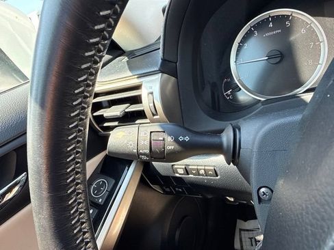 Used 2015 Lexus IS 250 w/ Navigation System Package RWD image 28