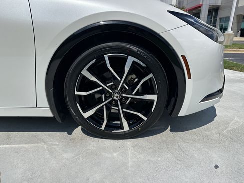 Certified 2023 Toyota Prius Prime FWD image 13
