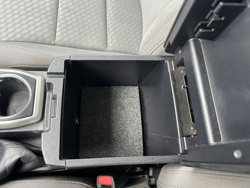 Used 2021 Toyota Tacoma SR5 image 62