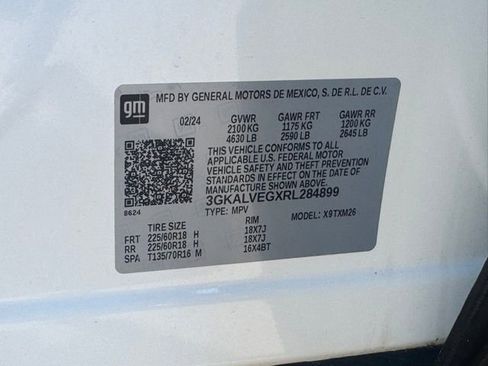 Used 2024 GMC Terrain SLT image 20