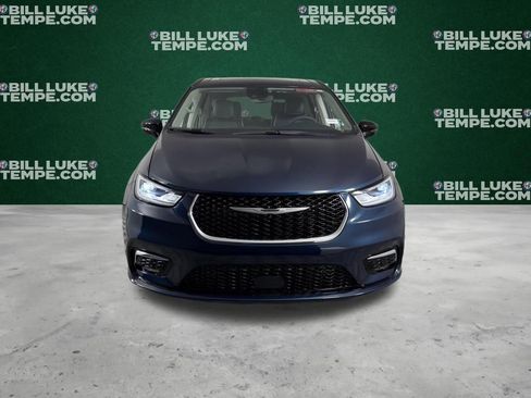 Used 2024 Chrysler Pacifica Limited FWD image 4