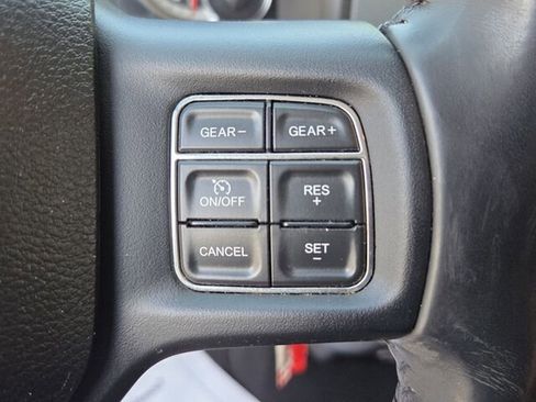 Used 2019 RAM 1500 Big Horn AWD/4WD image 24