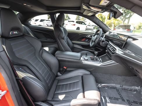 Used 2023 BMW M2 w/ Lighting Package RWD image 22