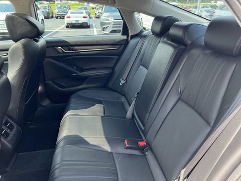 Used 2020 Honda Accord Touring image 21