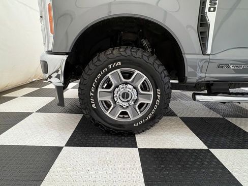 Used 2023 Ford F350 Lariat w/ Tow Technology Package AWD/4WD image 9