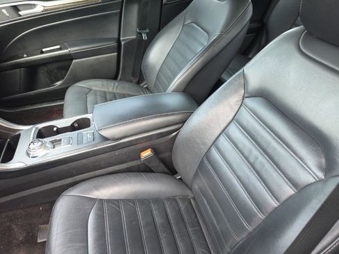 Used 2017 Ford Fusion Energi SE FWD image 15