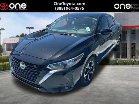 Used 2024 Nissan Sentra SV FWD image 1