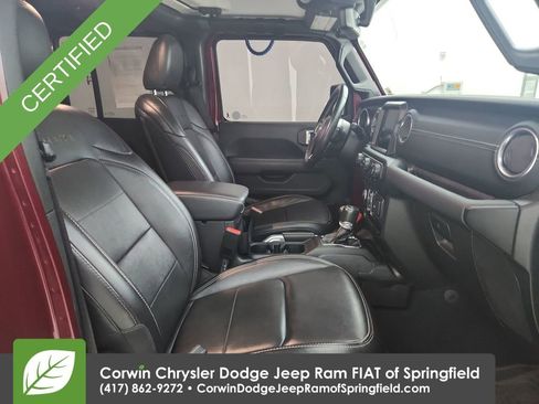 Used 2022 Jeep Wrangler Unlimited Sahara w/ Cold Weather Group AWD/4WD image 31