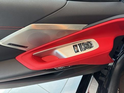 New 2025 Chevrolet Corvette Stingray Preferred Cpe w/ 2LT image 9