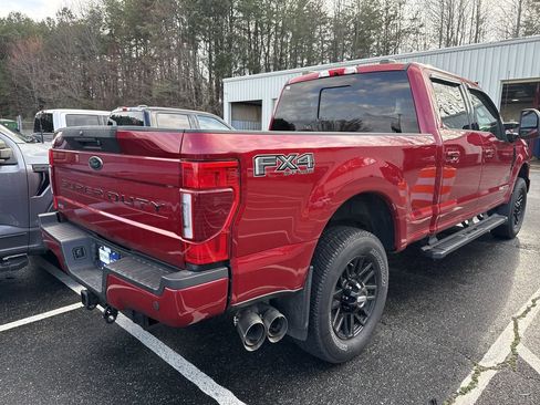 Used 2022 Ford F250 Lariat w/ Black Appearance Package image 19