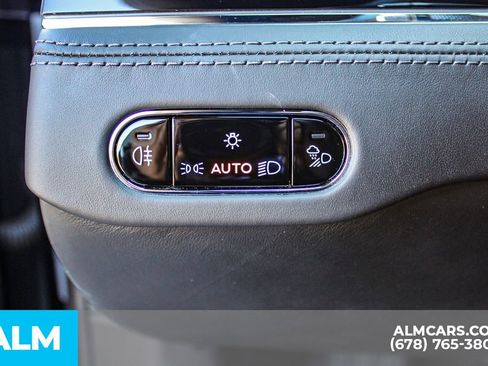 Used 2020 Bentley Continental GT AWD/4WD image 30