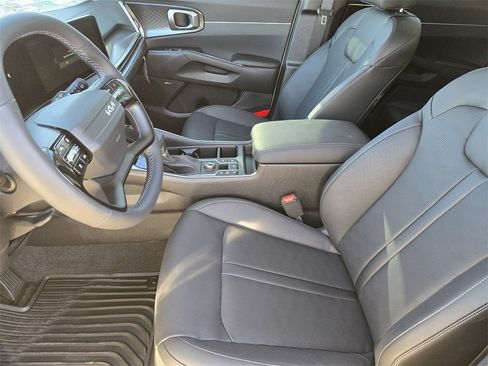 New 2026 Kia Sorento EX w/ EX Premium Package FWD image 10