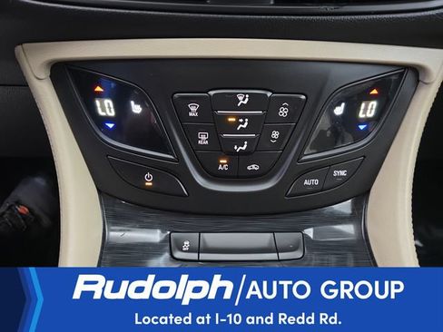 Used 2018 Buick Envision Essence FWD image 22