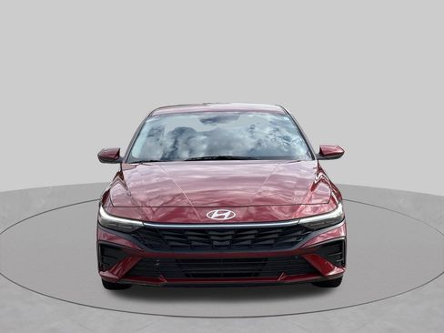 Used 2024 Hyundai Elantra SEL FWD image 8