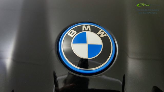 Used 2024 BMW i5 eDrive40i w/ M Sport Package RWD image 31