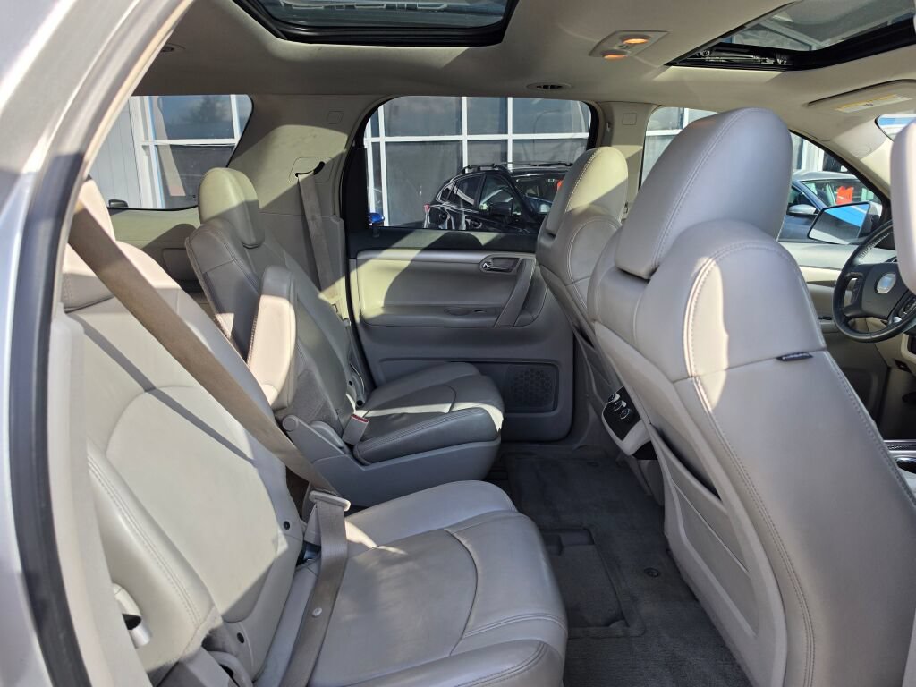 Used 2009 Saturn Outlook XE w/ Premium Trim Package AWD/4WD image 14
