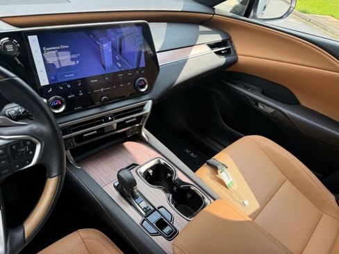Certified 2025 Lexus RX 350 Premium w/ Accessory Package (Z1) FWD image 35