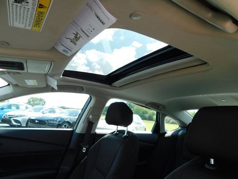 Used 2025 Honda Accord SE image 12