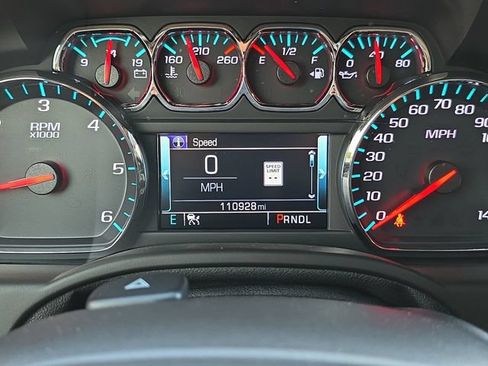 Used 2019 GMC Yukon XL SLT w/ Premium Edition AWD/4WD image 24
