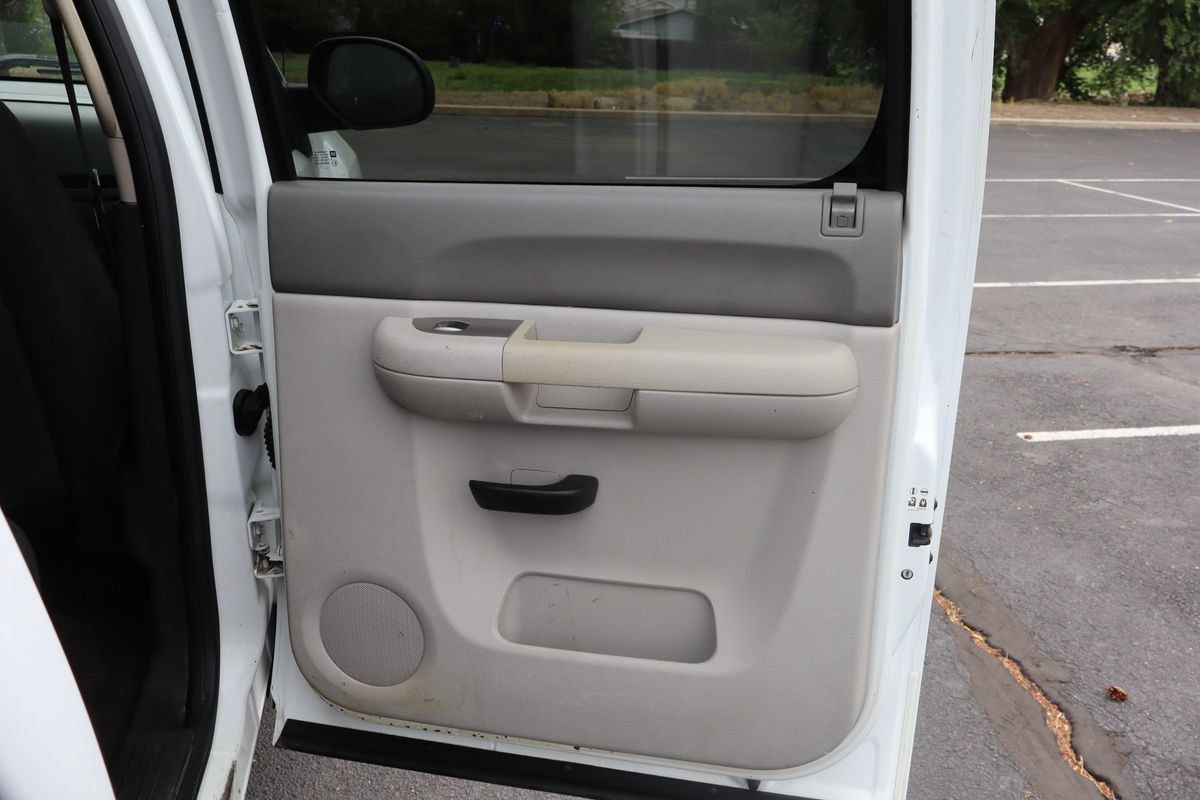 Used 2013 Chevrolet Silverado 2500 W/T RWD image 25