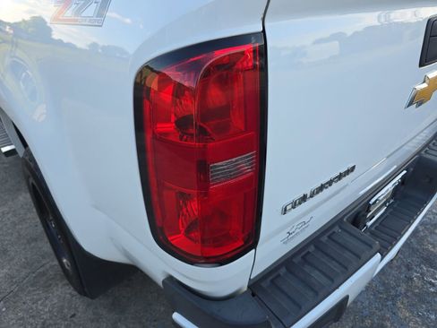 Used 2015 Chevrolet Colorado Z71 AWD/4WD image 31