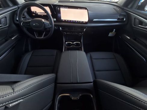 New 2026 Chevrolet Traverse LT w/ Midnight/Sport Edition FWD image 7