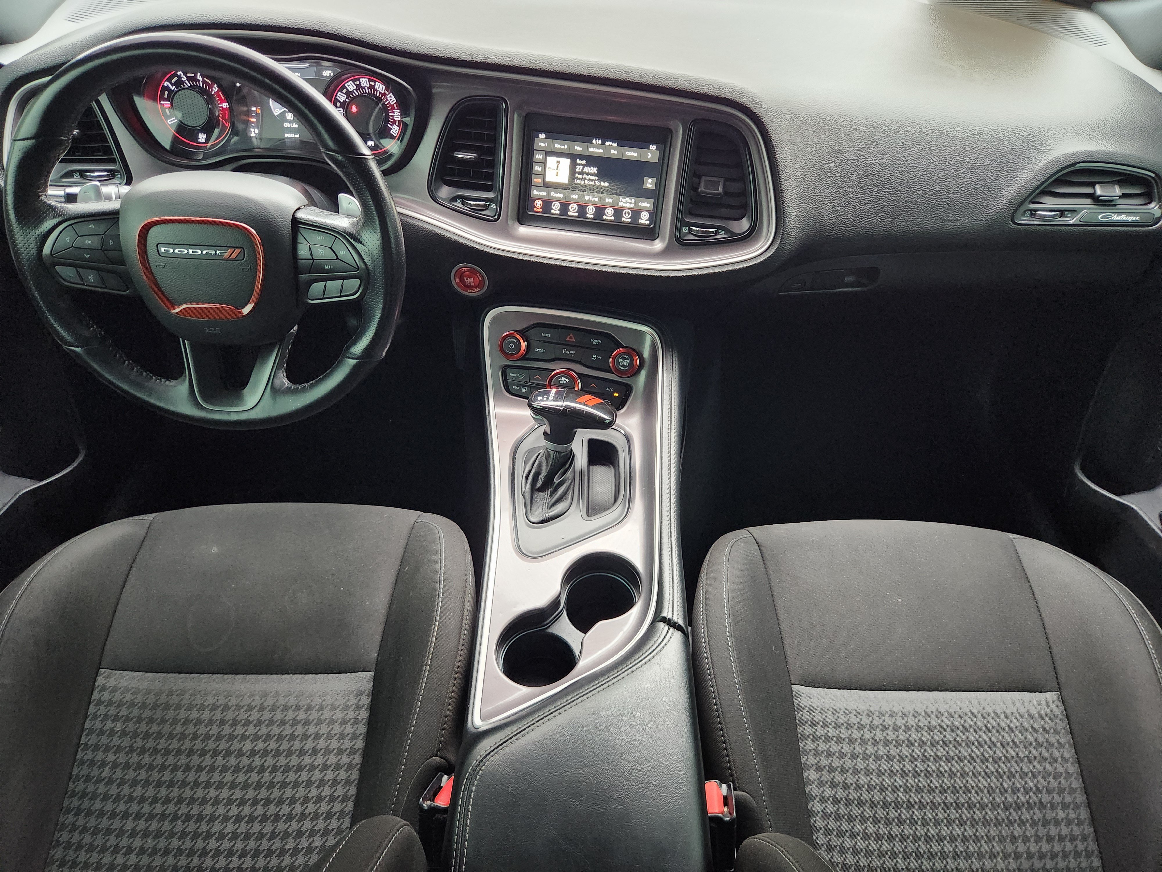 Used 2022 Dodge Challenger GT w/ Blacktop Package RWD image 27
