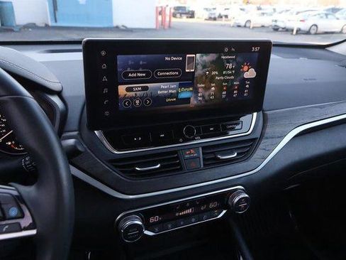 Used 2025 Nissan Altima 2.5 SL image 15