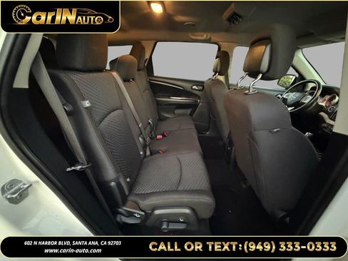 Used 2018 Dodge Journey SE w/ Popular Equipment Group image 16