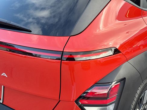 Certified 2024 Hyundai Kona SEL w/ Convenience Package image 25