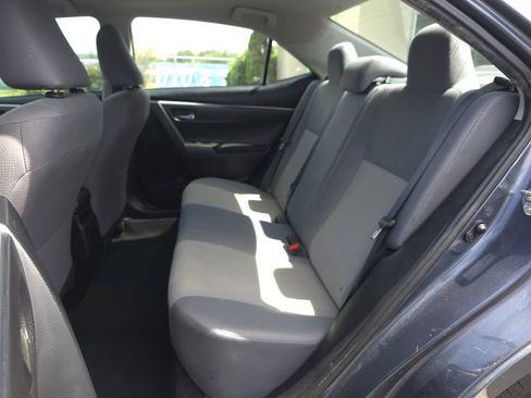 Used 2016 Toyota Corolla L FWD image 12